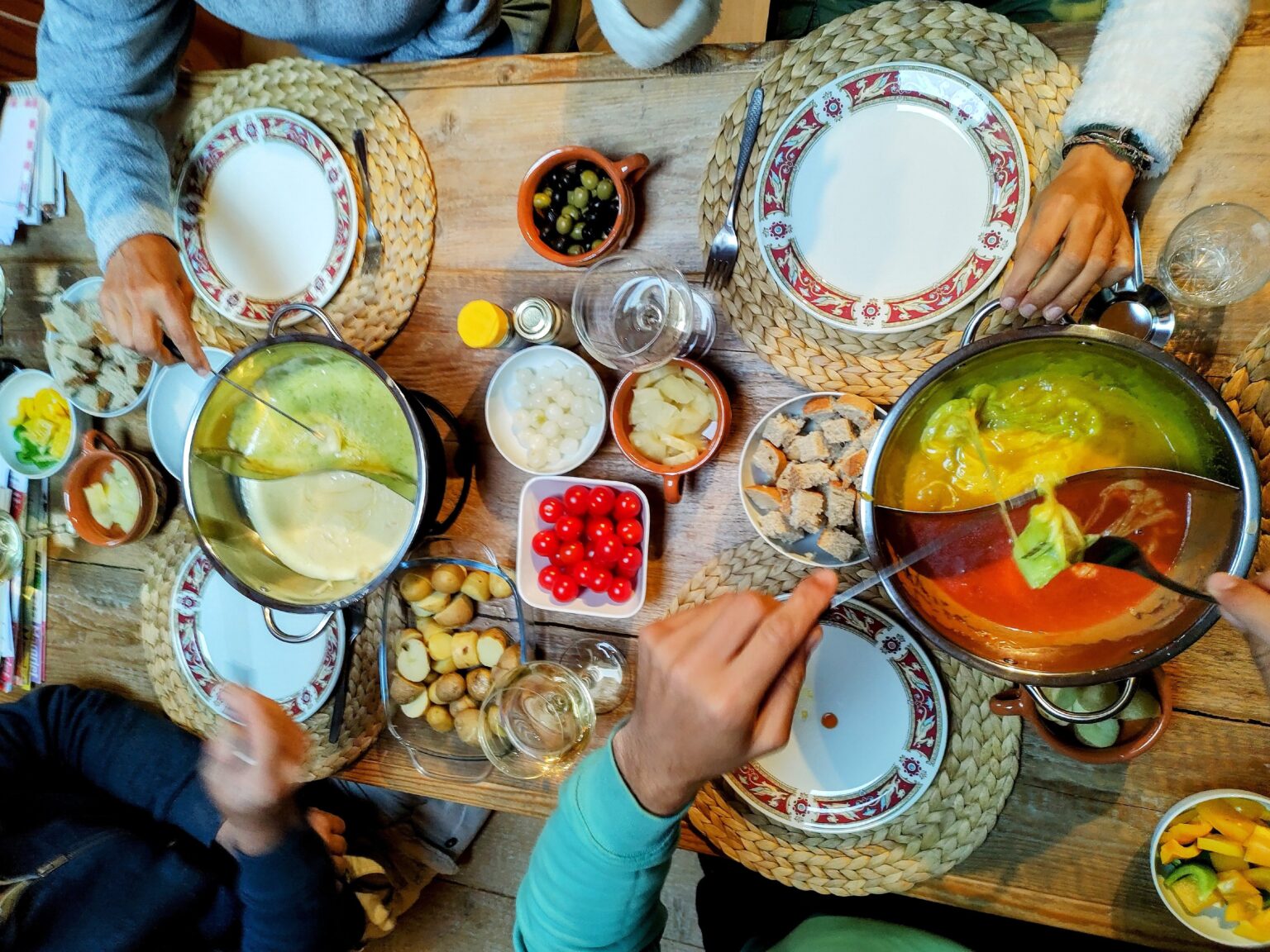 The Double Dipper Fondue lets you try two fondue types at once Fondue