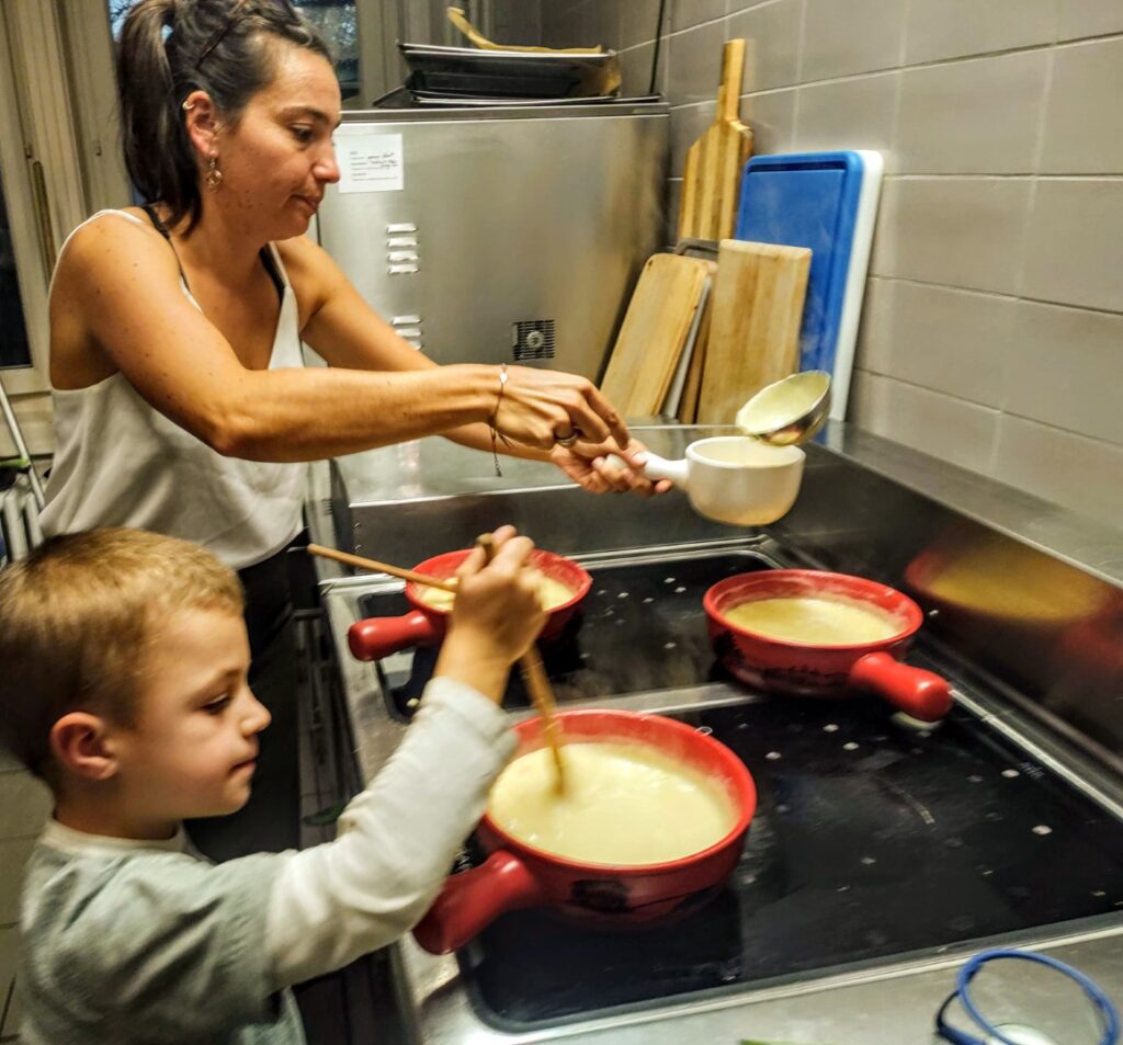 Swiss cheese fondue & cooking class Fondue Villa & Garden