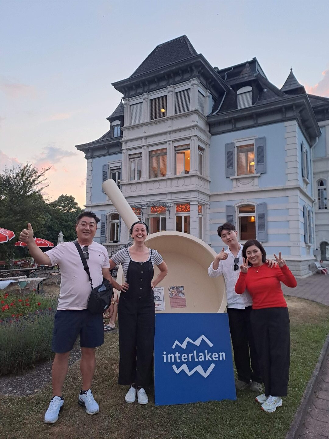 The Giant Fondue Pot & Colossal Caquelon – Fondue Villa & Garden
